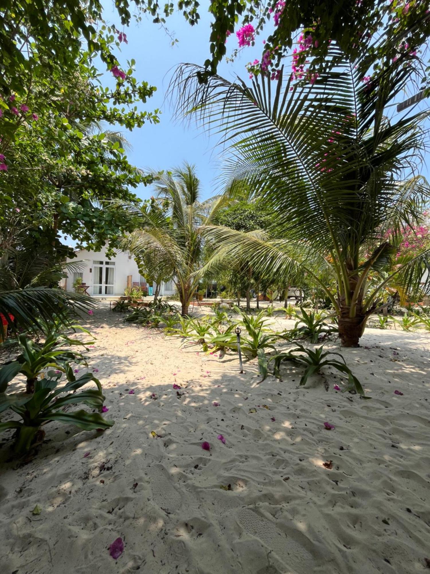 Robinson Beach Bungalow Vinh Hoa 외부 사진